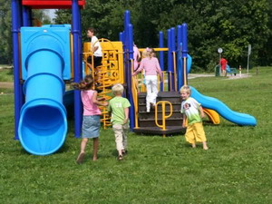 детские игровые комплексы Детские игровые комплексы, детские площадки, качели, горки, игровые комплексы